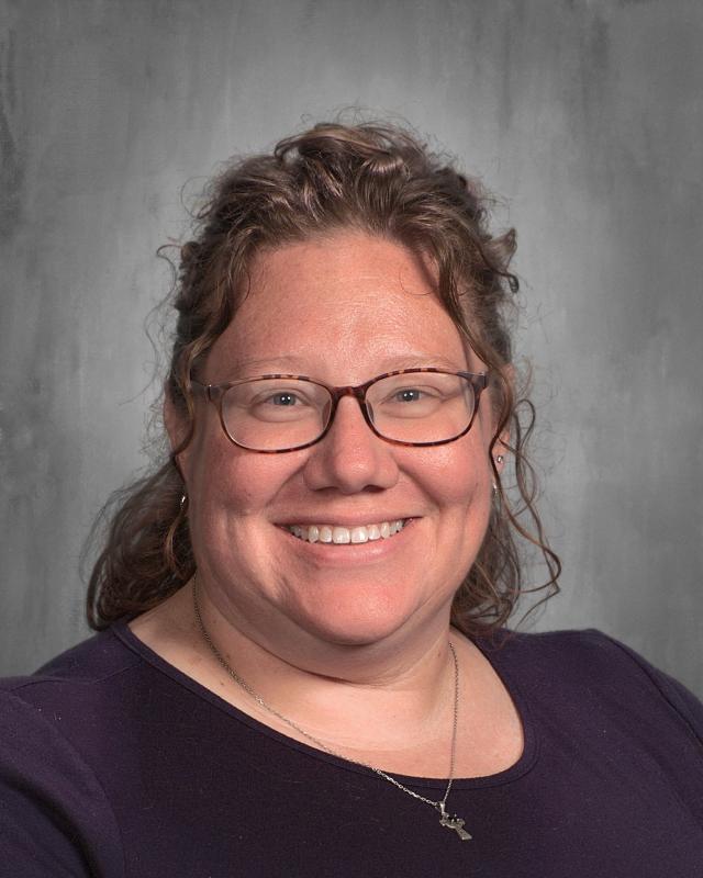 Liz Walker '03 Liz Walker '03